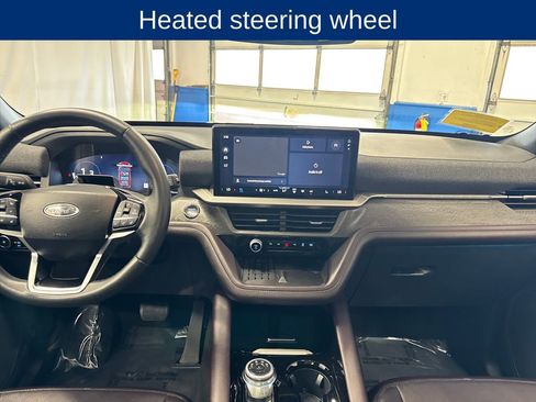 Certified 2025 Ford Explorer Platinum AWD/4WD image 14