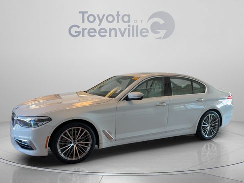 Used 2017 BMW 540i RWD image 2