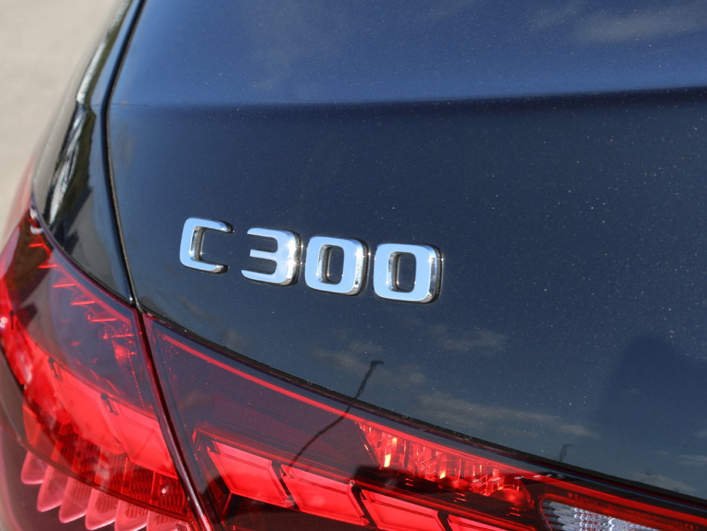 Certified 2026 Mercedes-Benz C 300 4MATIC Sedan image 8