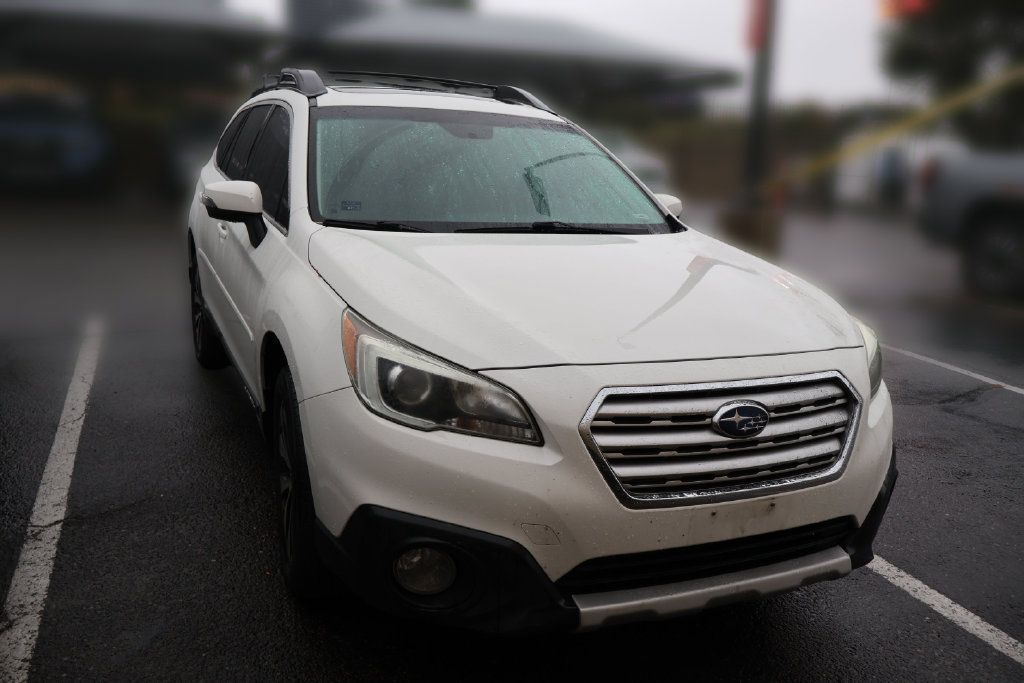 Used 2016 Subaru Outback 3.6R Limited AWD/4WD image 10