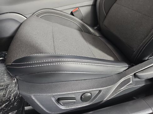 Used 2025 Ford Mustang Convertible RWD image 26