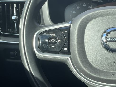 Used 2022 Volvo V60 T5 Cross Country w/ Climate Package image 18