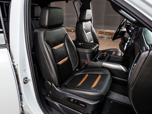 Used 2021 GMC Sierra 2500 AT4 w/ AT4 Preferred Package image 31