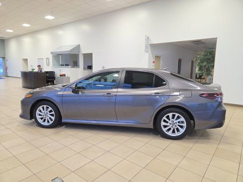Certified 2023 Toyota Camry LE image 9