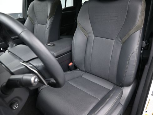 Used 2024 Lexus GX 550 AWD/4WD image 21