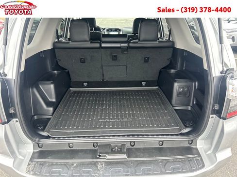 Certified 2022 Toyota 4Runner SR5 Premium w/ Moonroof Package image 22