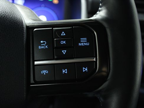 Used 2024 Ford F150 Platinum w/ FX4 Off-Road Package image 23