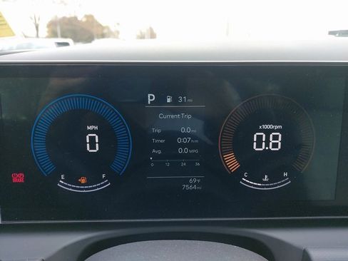 Used 2025 Hyundai Santa Cruz SE image 19