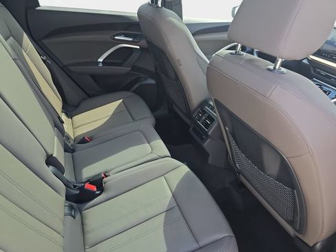 Used 2025 Audi Q5 Premium w/ Convenience Package AWD/4WD image 13
