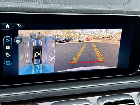 New 2026 Mercedes-Benz GLS 450 4MATIC image 18