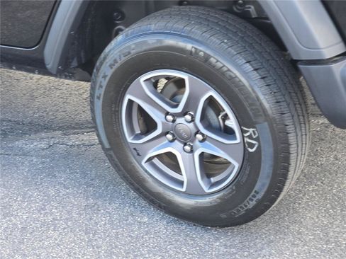 Used 2022 Jeep Wrangler Unlimited Sport AWD/4WD image 18