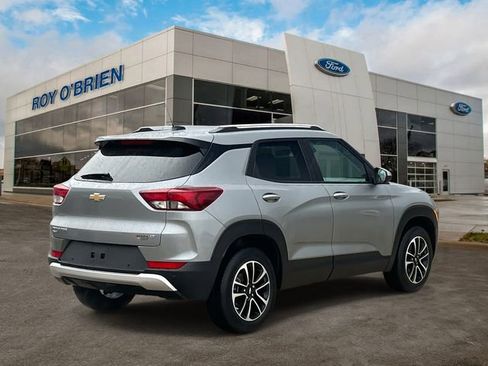 Used 2026 Chevrolet TrailBlazer LT w/ Convenience Package image 5