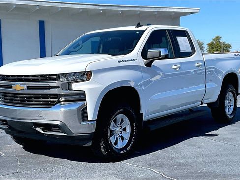 Used 2019 Chevrolet Silverado 1500 LT w/ All-Star Edition image 2