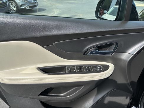 Used 2020 Buick Encore Preferred w/ Safety Package image 11