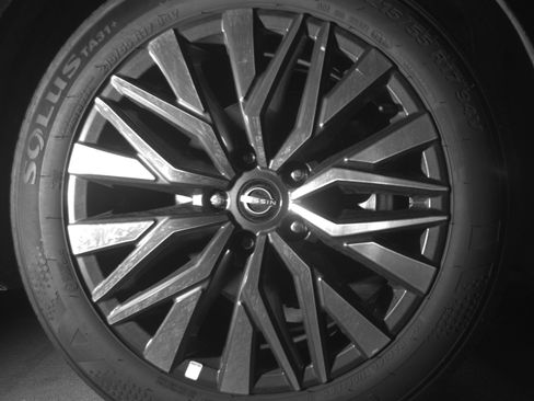 Used 2025 Nissan Altima 2.5 SV image 13