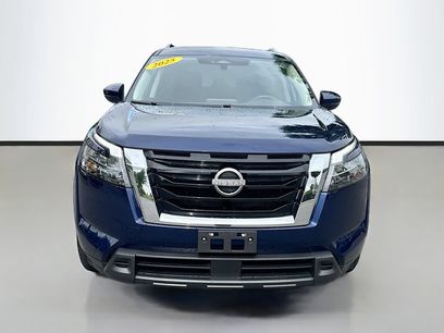 Certified 2025 Nissan Pathfinder SV