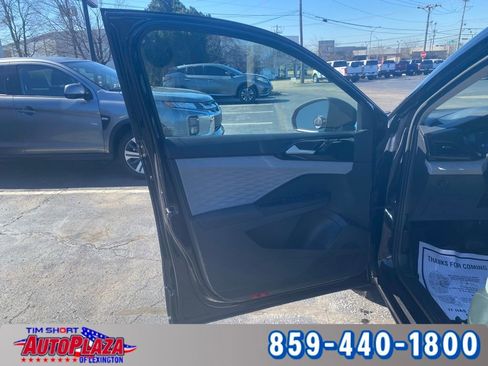 Used 2023 Volkswagen Taos S FWD image 20
