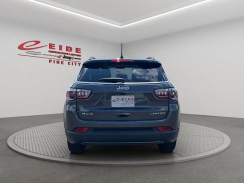 Used 2024 Jeep Compass Limited AWD/4WD image 9