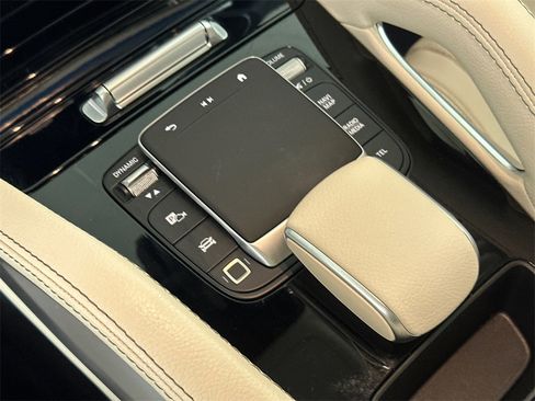 Certified 2025 Mercedes-Benz GLE 350 4MATIC image 33