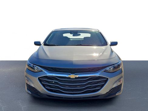 Used 2024 Chevrolet Malibu LT image 2