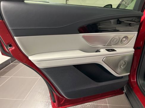 New 2026 Lincoln Nautilus Reserve image 38