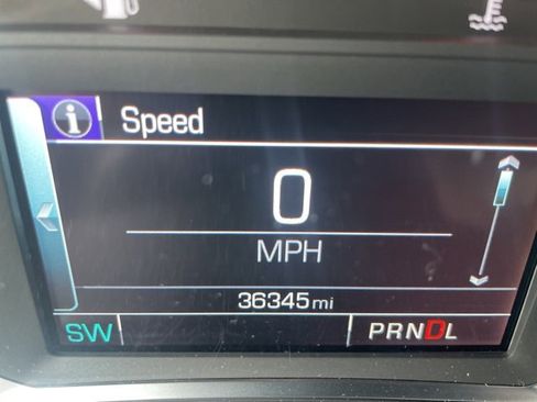 Used 2019 Chevrolet Traverse LT image 14