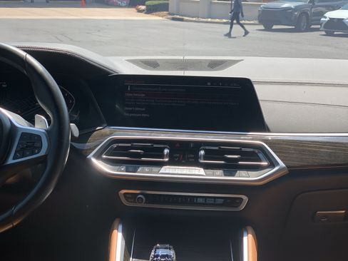 Used 2023 BMW X6 xDrive40i w/ M Sport Package AWD/4WD image 31