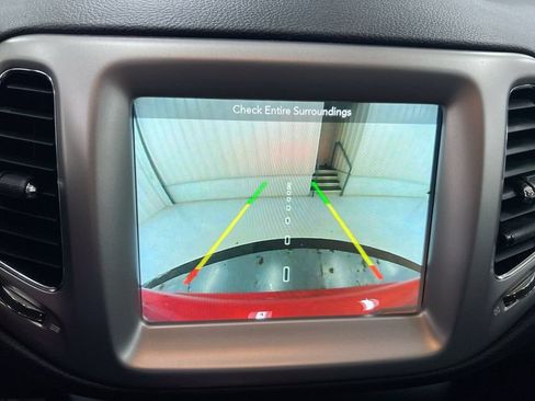 Used 2019 Jeep Compass High Altitude AWD/4WD image 16