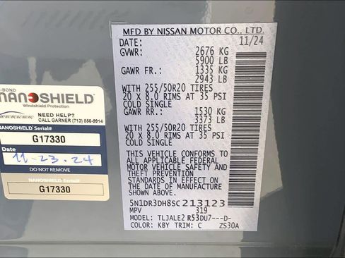 Used 2025 Nissan Pathfinder Platinum image 33