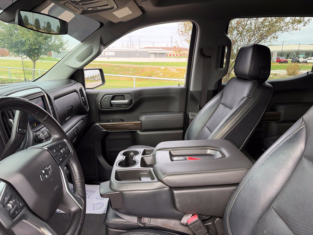 Used 2020 Chevrolet Silverado 1500 RST w/ Rally Edition RWD image 46