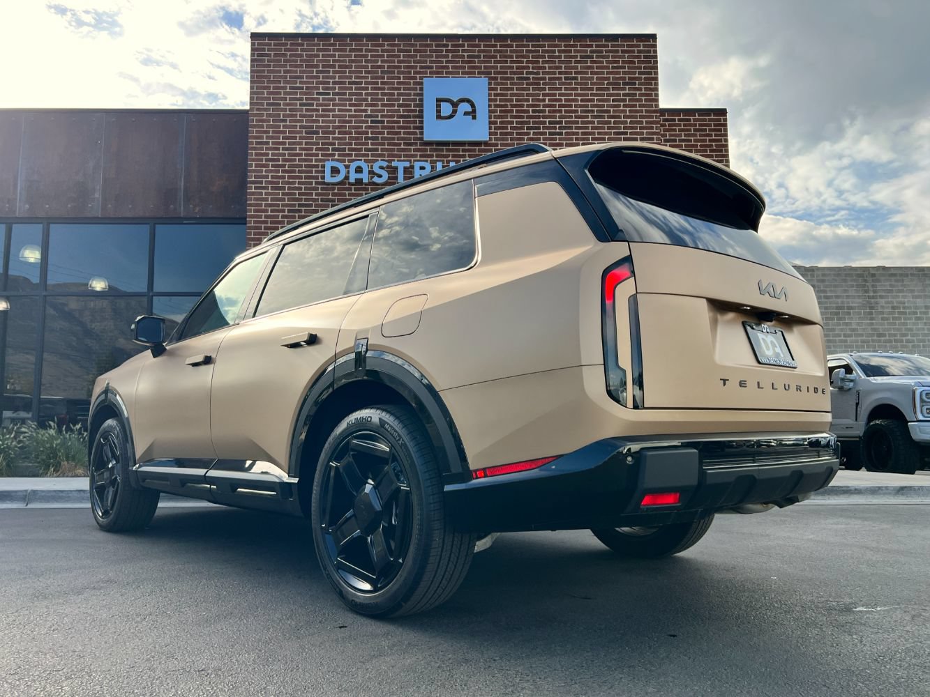 Used 2027 Kia Telluride EX X-Line w/ Towing Package AWD/4WD image 4