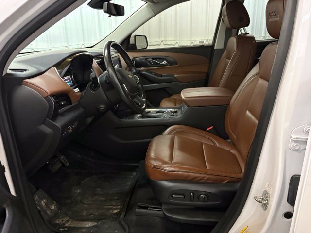 Used 2018 Chevrolet Traverse High Country AWD/4WD image 34