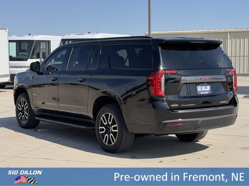 Used 2023 GMC Yukon XL AT4 w/ Technology Package AWD/4WD image 8