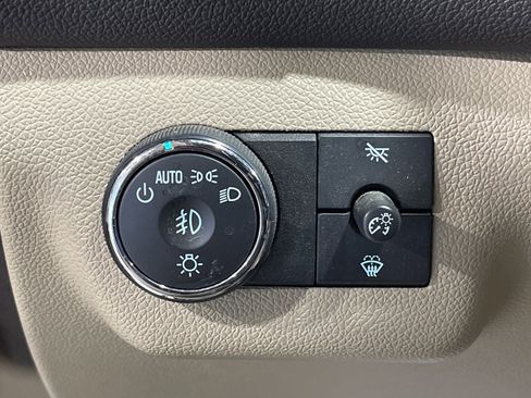 Used 2008 Buick Enclave CXL w/ Entertainment Package #1 AWD/4WD image 22