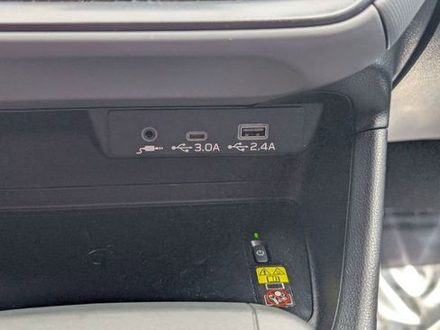 Used 2025 Subaru Crosstrek 2.5i Limited image 23