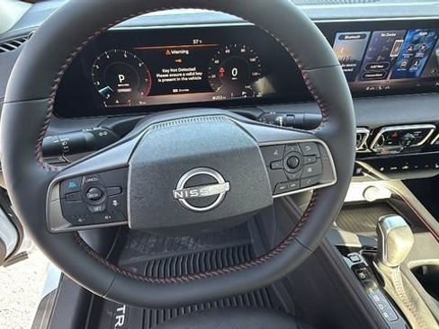 New 2026 Nissan Sentra SR w/ SR Premium Package FWD image 16