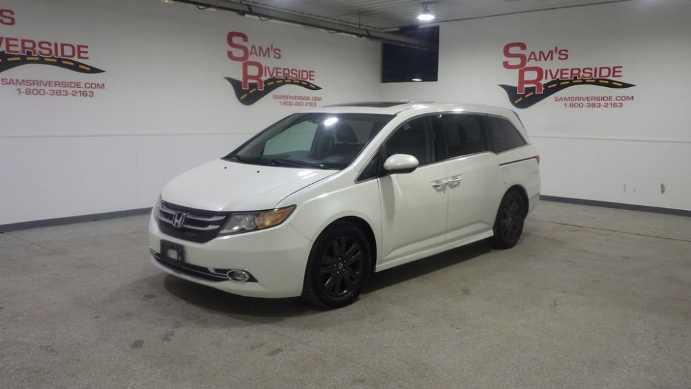 Used 2016 Honda Odyssey Touring image 1