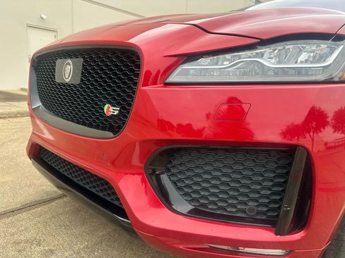 Used 2020 Jaguar F-PACE S image 5