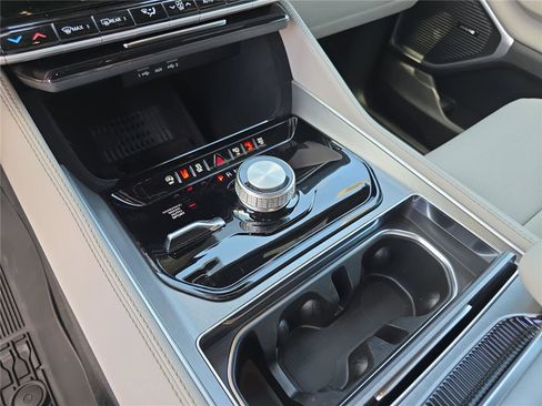 New 2026 Jeep Grand Wagoneer 4WD image 29