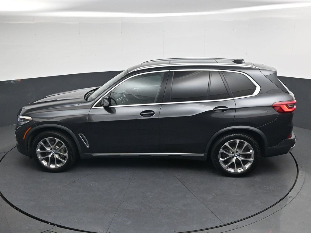 Used 2019 BMW X5 xDrive40i w/ Premium Package 2 AWD/4WD image 30