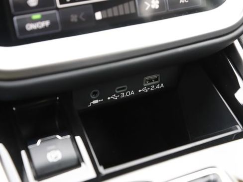 Certified 2025 Subaru Outback Premium w/ Popular Package #1A AWD/4WD image 28