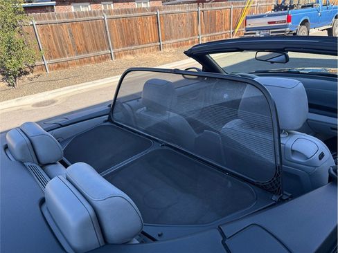 Used 2008 BMW 135i Convertible image 33