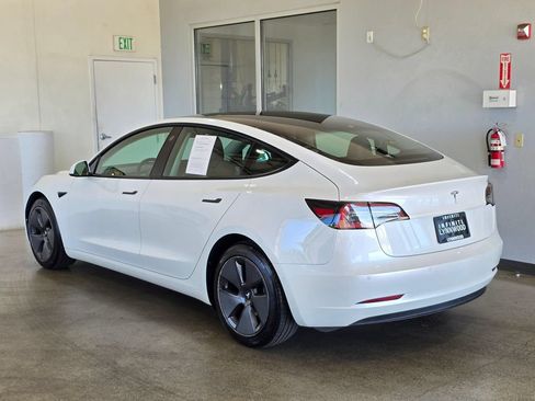 Used 2021 Tesla Model 3 Standard Range Plus RWD image 6
