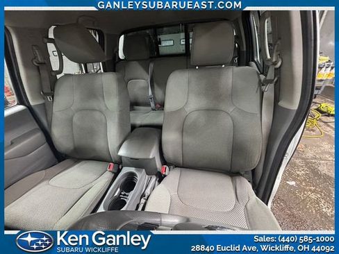 Used 2021 Nissan Frontier SV image 19