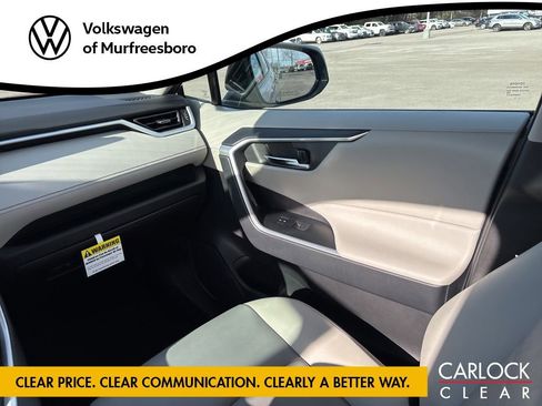 Used 2023 Toyota RAV4 XLE Premium image 26