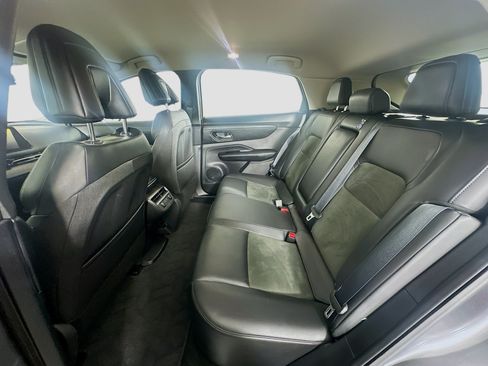 Used 2024 Nissan Ariya AWD image 28