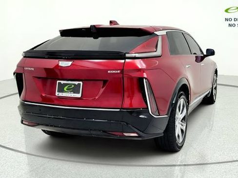 Used 2024 Cadillac Lyriq Tech w/ LPO, Floor Liner Package AWD/4WD image 8