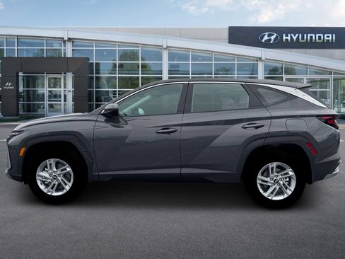 New 2026 Hyundai Tucson SE image 3