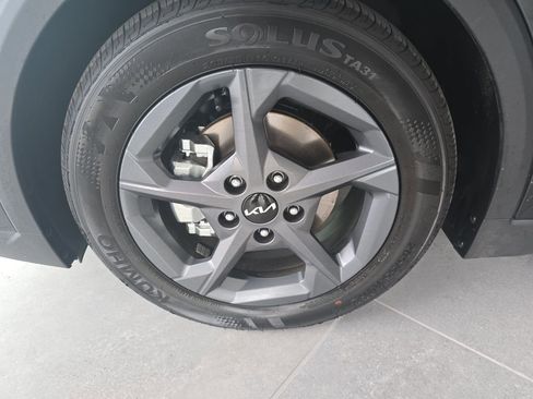 Certified 2025 Kia K4 LXS image 35