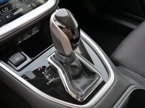 Used 2024 Subaru Outback Premium image 22